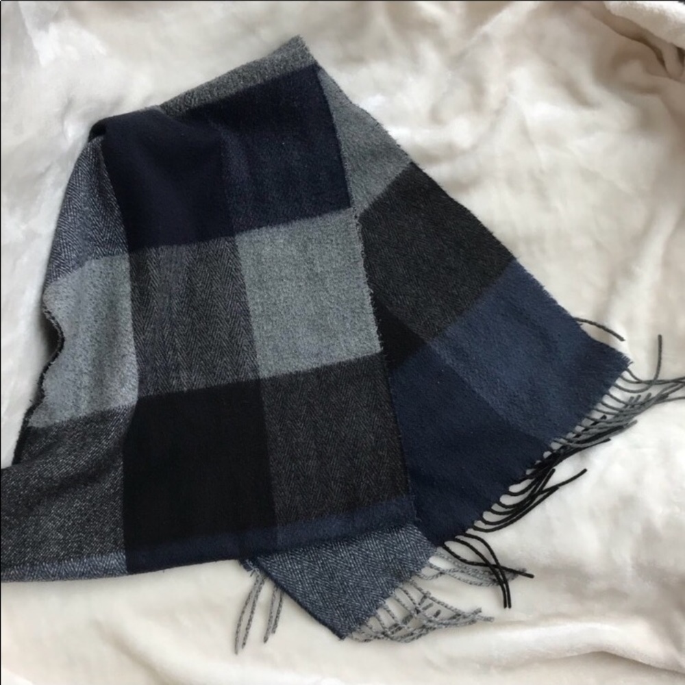 Black Brown pattern scarf